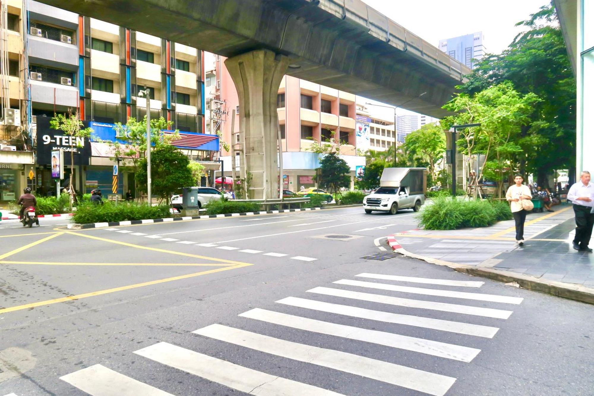 Les Fleurs Bangkok Hostel Dış mekan fotoğraf