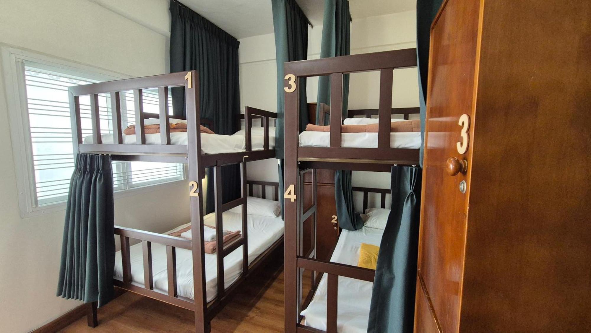 Les Fleurs Bangkok Hostel Dış mekan fotoğraf