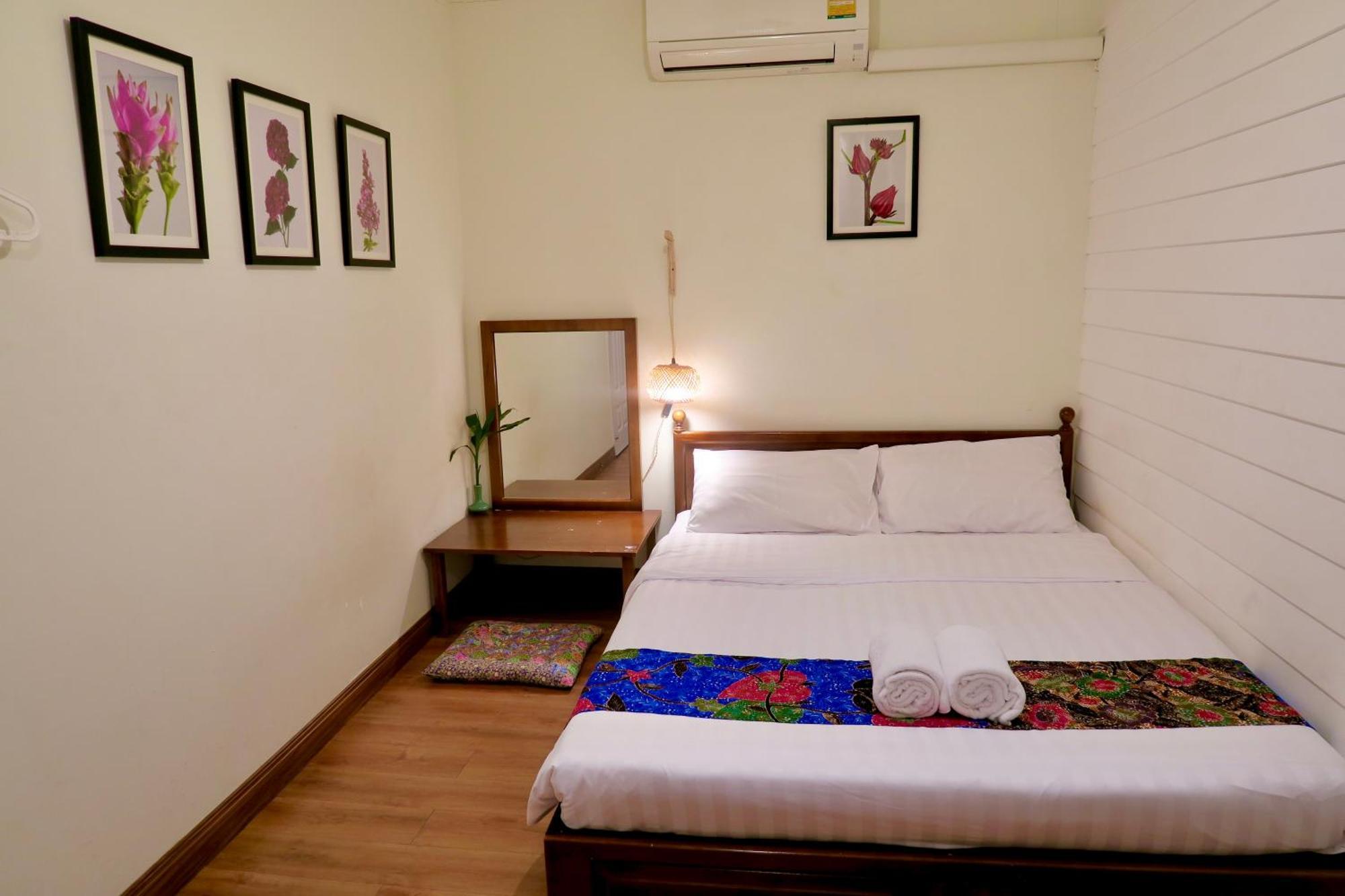 Les Fleurs Bangkok Hostel Dış mekan fotoğraf