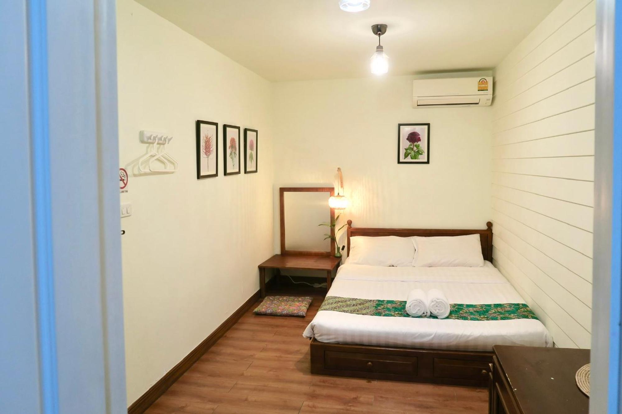 Les Fleurs Bangkok Hostel Dış mekan fotoğraf